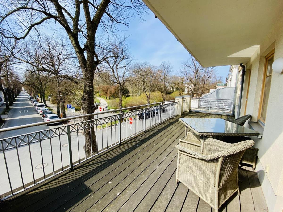Captains Lounge Rostock Exterior photo